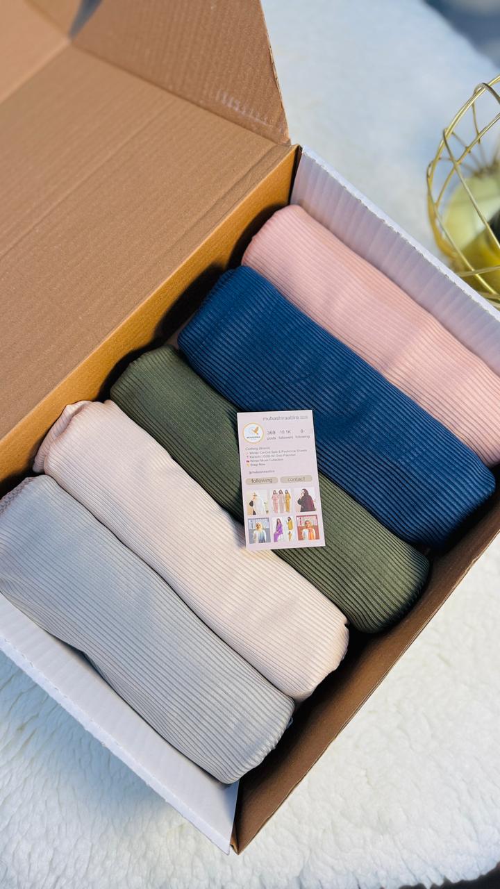 Signature Ribbed Hijab Box – 5 Pack